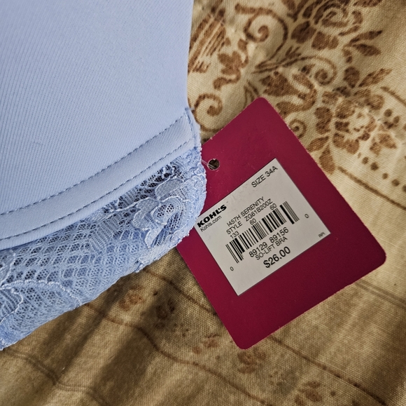 So - Soft Lifting  Bra - Picture 5 of 15